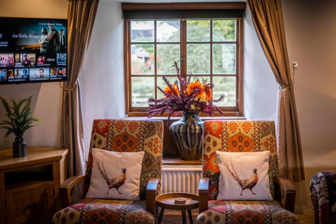 Вилла Beautiful Grade 2 Listed Building - West Wing Боунес-он-Уиндермер Экстерьер фото